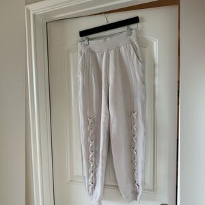 Brand: Lululemon, Color: Cream, Size: 4